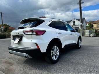Ford Kuga 2.0 Ecoblue Bohata výbava TITANIUM - 7