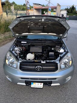 Toyota Rav4 2.0 D-4D 4x4 Klimatronik,Ťažné, Len 156.000km - 7