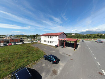 Jediná polyfunkčná budova svojho druhu v Liptovskom Mikuláši - 7