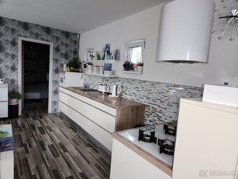 Predám 2 chatky - 7