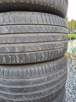 Elektrony 5x120 original BMW 225/50 R17 - 7