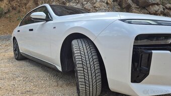 BMW rad 7 740d mHEV xDrive A/T v záruke - 7