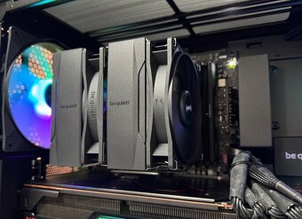 Ryzen 7 7800X3D\64GB\RX 6900XT\SSD\1000W Zdroj - 7