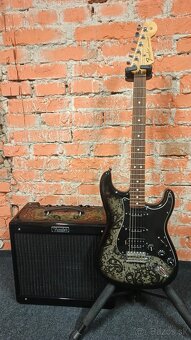 Fender Stratocaster Black Paisley - 7
