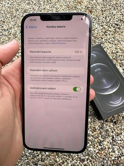 IPhone 12 Pro Max - baterie 100% - 7