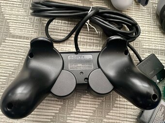Sony Playstation PS1, PS2, ovládače, Multitap, karty - 7