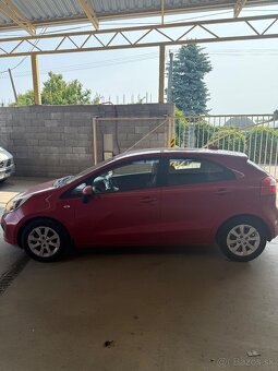 Kia Rio 2013 1.3 63Kw - 7