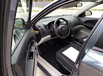 Predám Kia Ceed 1.4 benzín 78Kw - 7