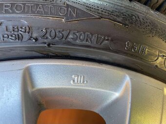 Skoda ORIGINAL ALU Flash R17 5x112 6jx17 ET 45 - 7