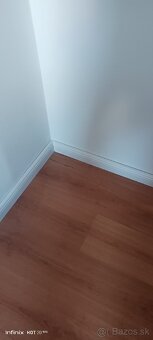 Hodinový manžel, Domáci majster, Šikovný sused - 7