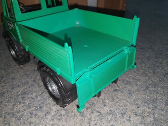 Bruder Unimog - 7