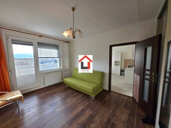 NÁJOM OD 1.MARCA : 1 izbový byt s loggiou v Komárne/CENTRUM - 7