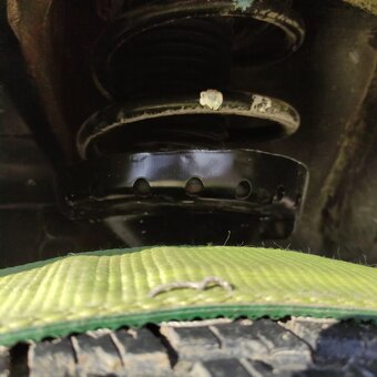 Subaru Forester SH 110kw benzín 4x4 manuál KROUPY - 7