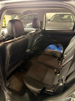 Predám Peugeot 4007 - 7