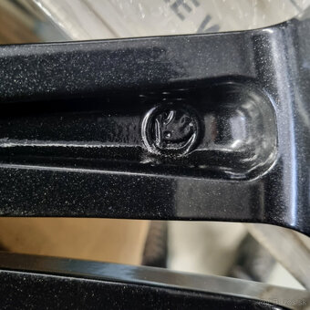 Hliníkové disky 5x112 R19 8J ET44 - 7