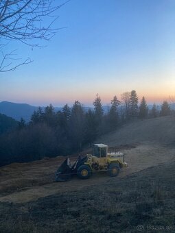 Predám nakladač volvo - 7