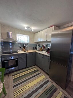 Na predaj rodinný dom v Medveďove - 7