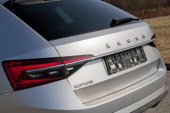 Škoda Superb Combi 2.0TDI DSG automat - 7