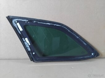 bočné sklo Superb 3 combi - 7
