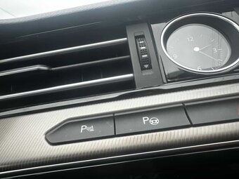 Volkswagen Arteon 2.0TDI DSG 110kW Elegance - 7