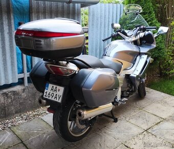 YAMAHA FJR 1300i - 7