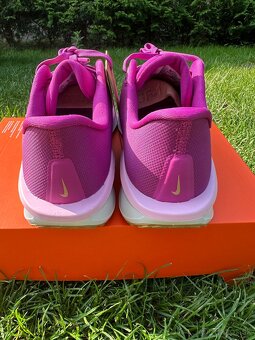Bezecke tenisky Nike Quest - 7