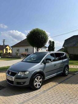Touran T CROSS - 7