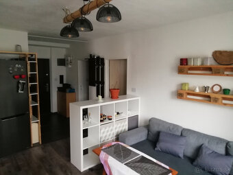 Prenájom 2 izb (64 m2) na ulici Trieda SNP - 7