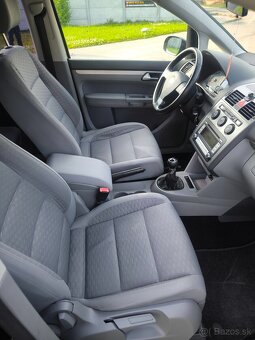 Volkswagen Touran - 7