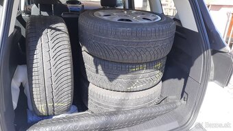 Ford KUGA 1,5 - 7