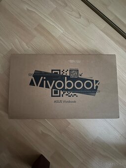 Asus Vivobook Go 15 - 7