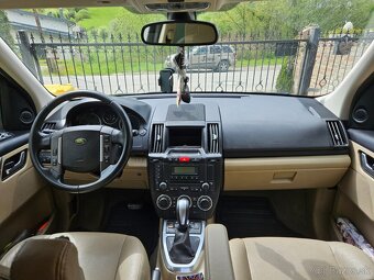 Land Rover Freelander 2 2.2 - 7