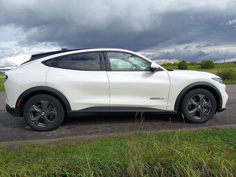 Ford mustang Mach-e - 7