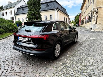 Audi etron 55 300KW 95kWh, odpočet DPH - 7
