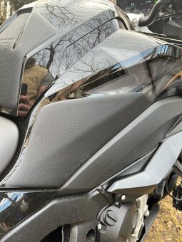 BMW S1000XR - 7