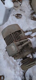 Dobrý deň predam cinkular cena 200eu - 7