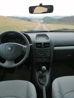 Renault Clio - 7