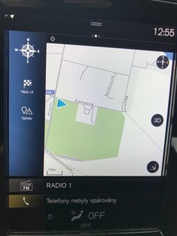 Volvo XC40 benzín + elektro - 7