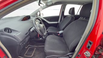Toyota Yaris 1.3 2011 - 7