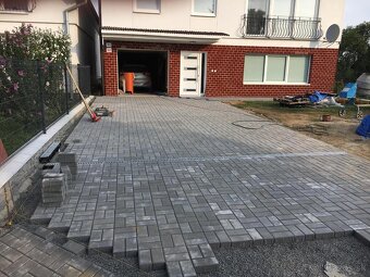 Zámkova dlazba pokládka-betónove ploty výstavba a predaj - 7