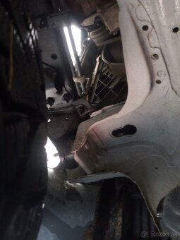 Terrano 2,7 TD 4x4 - 7