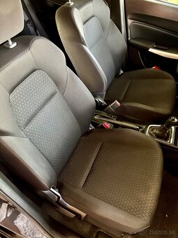 Suzuki swift 1.3i - 7