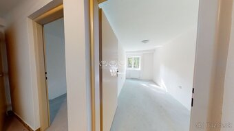 VEĽKÝ RODINNÝ DOM PO REKONŠTRUKCIÍ HARMÓNIA - 7
