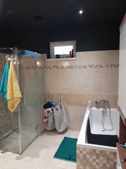 Predaj veľký 4 izbový RD na veľkom pozemku Nitra Zbehy - 7