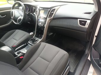 hyundai i30 1.6crdi exlusive navi, kamera,klima - 7