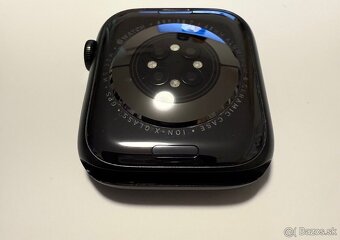 Apple Watch Series 7 45 mm Zelený hliník+ remienky- top stav - 7