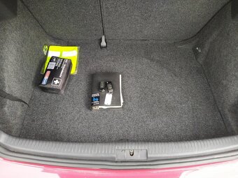 VOLKSWAGEN GOLF 5 - 7