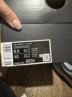 Nike Air Force 1 '07 LV8 - 7