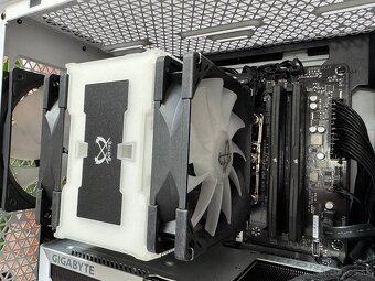 i7 13700K\32GB\RTX 4070Ti\SSD\1000W Zdroj - 7
