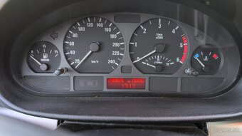 BMW 330d Touring E46 – silný šesťvalec, ešte poctivé BMW - 7